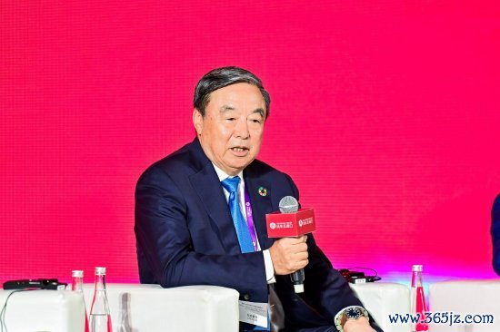 配资安全指数网 马蔚华：政府引导基金应发挥组织协调作用 推动科技成果市场化
